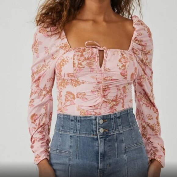 Free People // Hilary Printed Top // (M - Pink Combo) *NWTs* - Picture 4 of 13
